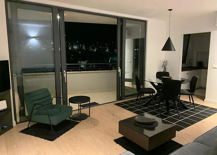 Apartment Luni