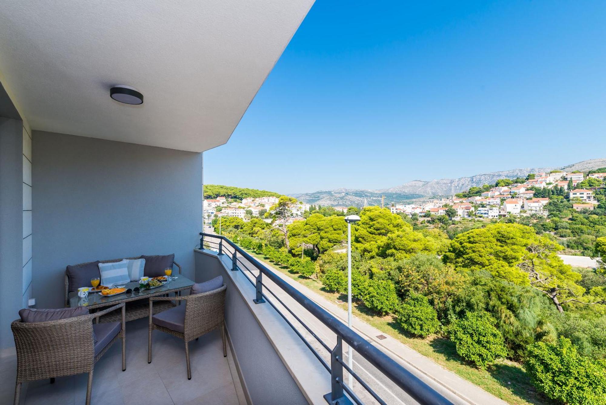 Apartment Luni *